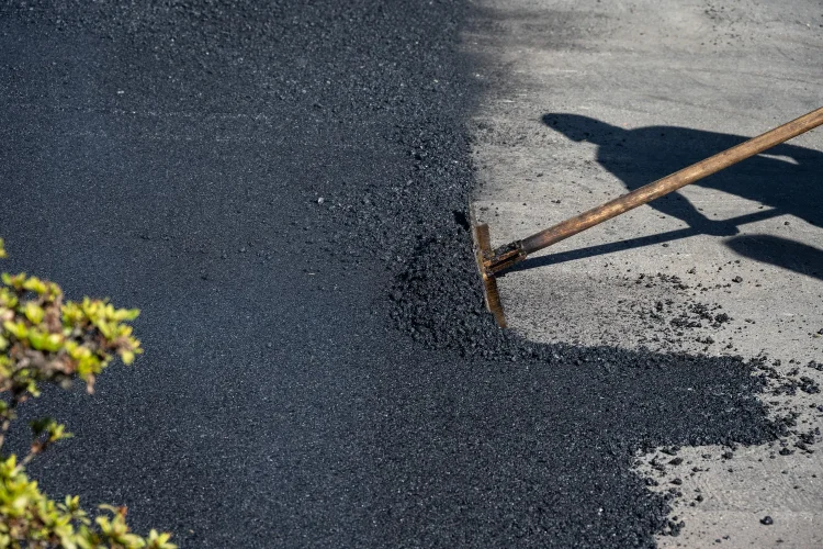 Asphalt Paving Near Me Johnsburg | Premier Paving